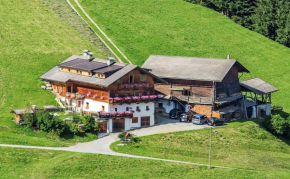 Naschthof, Dobbiaco